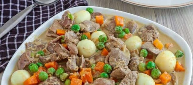 Liver and Gizzard with Sweet Peas